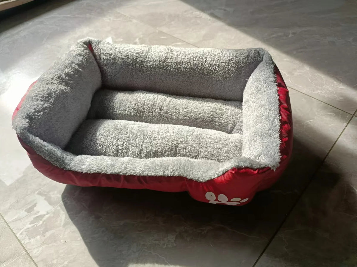 Sac de Couchage Cocon Chien ZenPaw™ — Sommeil Apaisant, Empreintes